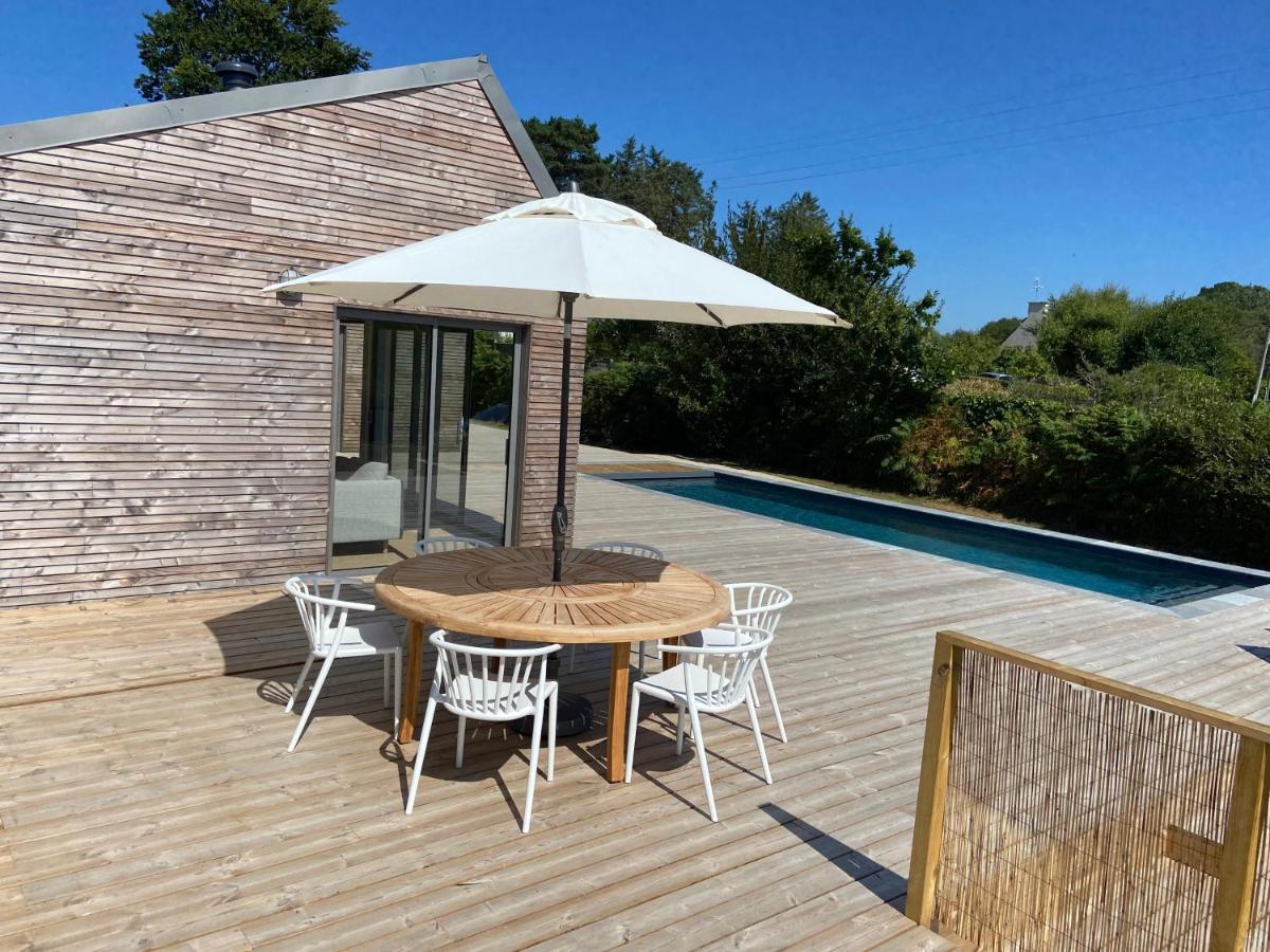 Magnifique Villa Avec Piscine, A 5 Min Des Plages Landunvez Exterior photo